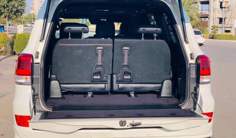 
								TOYOTA LAND CRUISER ZX 2015 full									