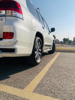 
										TOYOTA LAND CRUISER ZX 2015 full									