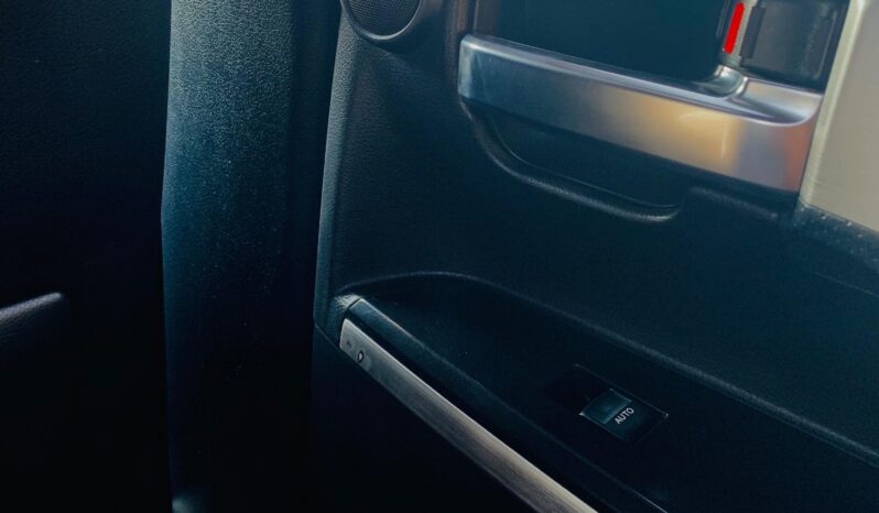 
								TOYOTA LAND CRUISER ZX 2015 full									