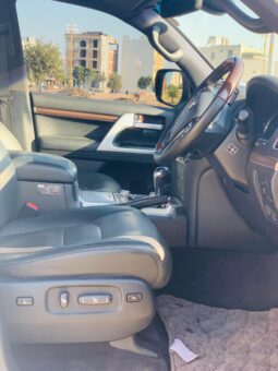 
										TOYOTA LAND CRUISER ZX 2015 full									