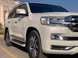 
										TOYOTA LAND CRUISER ZX 2015 full									