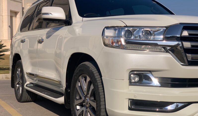 
								TOYOTA LAND CRUISER ZX 2015 full									