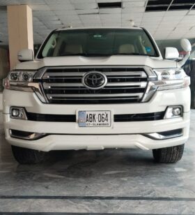 Toyota Land Cruiser AX 2016