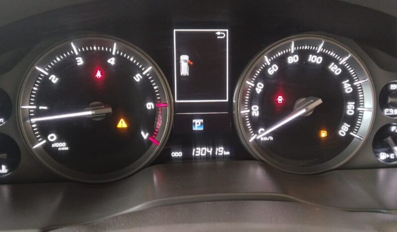 
								Toyota Land Cruiser AX 2016 full									