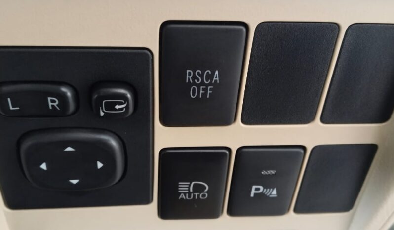 
								Toyota Land Cruiser AX 2016 full									