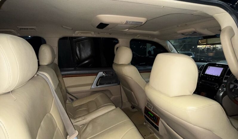 
								Toyota Land Cruiser ZX 2012/14 full									