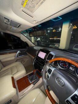 
										Toyota Land Cruiser ZX 2012/14 full									