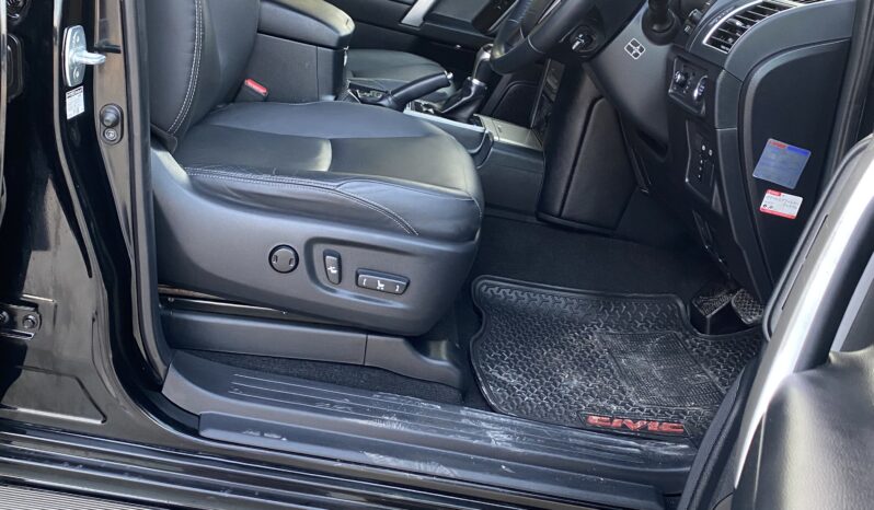 
								TOYOTA PRADO 2018 TXL full									
