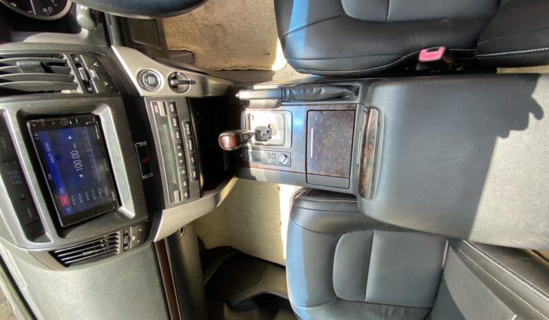 
								TOYOTA LANDCRUISER AXG 2012 full									