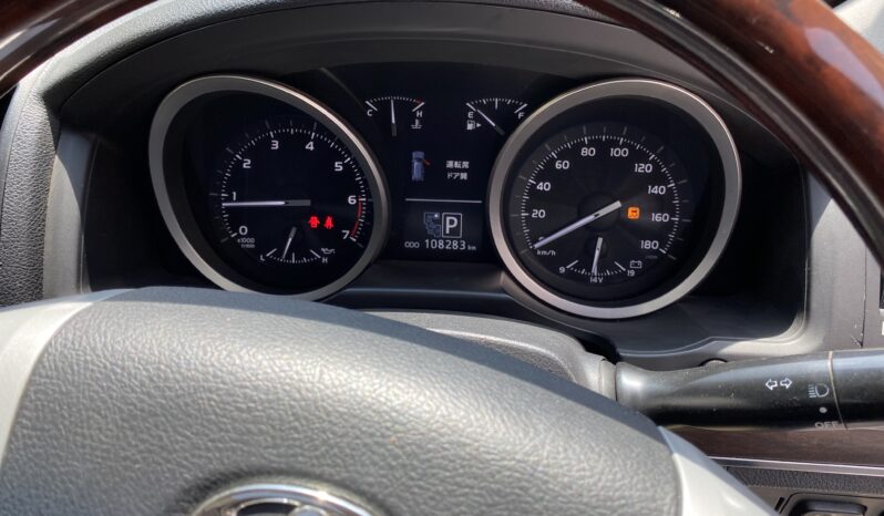 
								TOYOTA LANDCRUISER AXG 2012 full									
