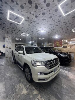 
										TOYOTA LANDCRUISER ZX 2018 full									