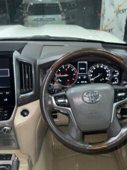 
										TOYOTA LANDCRUISER ZX 2018 full									